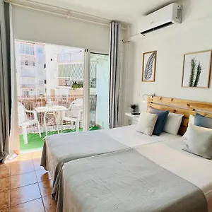 https://estudio-brisa-centro-nerja.1costadelsol.com